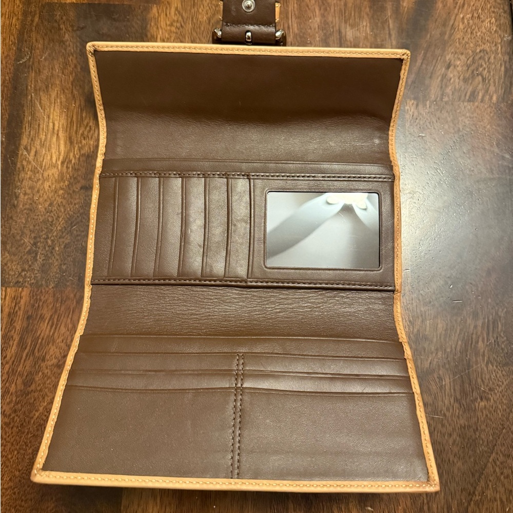 Tan Leather Women's Bag - Picture 4 of 6